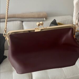 Chic Maroon Shoulder Bag with Gold Chain